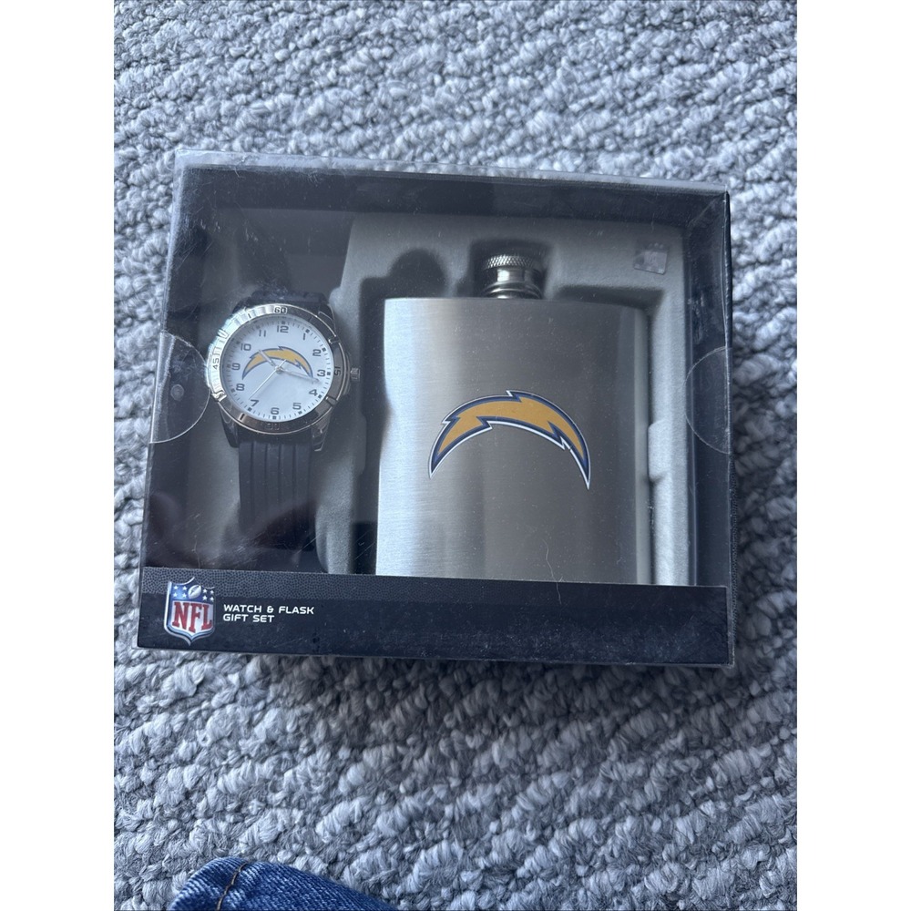 SAN DIEGO LA CHARGERS Mens WATCH & FLASK Gift SET Stainless Steel New in Box NFL